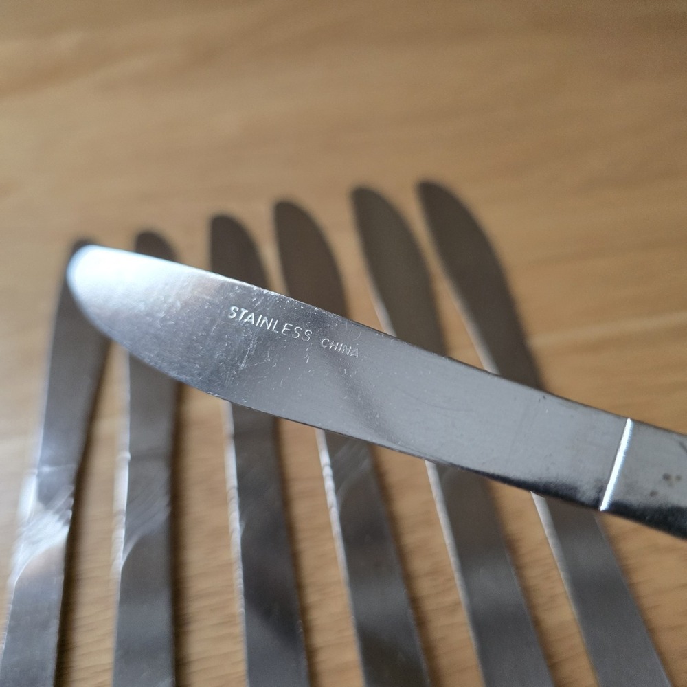 Set of 7 Stainless Steel Dinner Knives 8.5" Unbranded China Swirls/Wavy Flatware - Picture 4 of 8